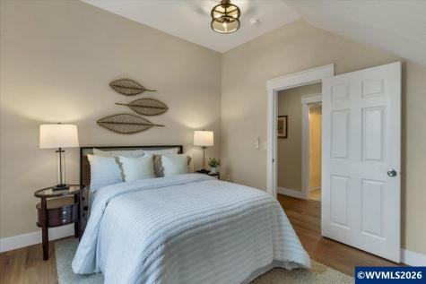 1068 SW Hayter Street Dallas OR 97338