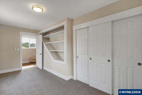 1068 SW Hayter Street Dallas OR 97338