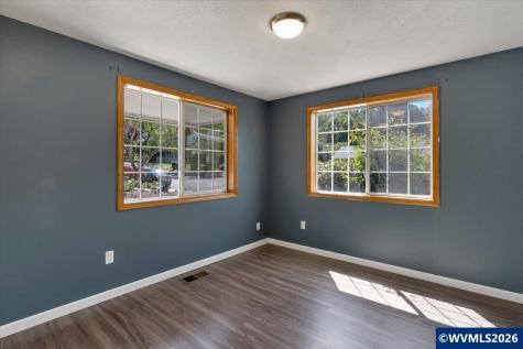 2537 Hoo Doo Drive NW Salem OR 97304