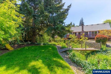 2537 Hoo Doo Drive NW Salem OR 97304