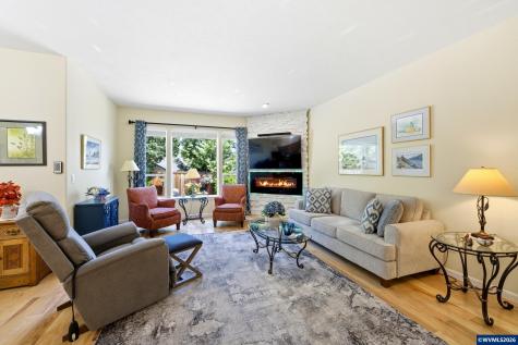 628 NW Hillcrest Drive Dallas OR 97338