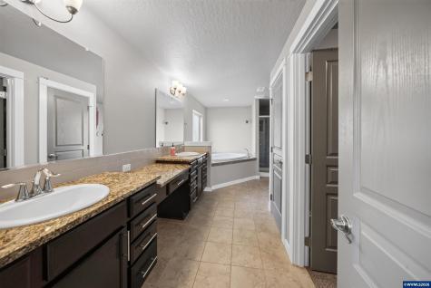 2862 Lucia Court NW Albany OR 97321