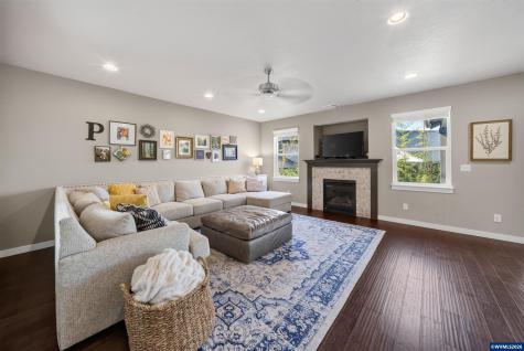 2862 Lucia Court NW Albany OR 97321