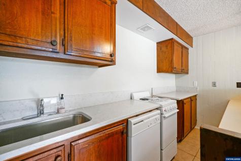 3457 Champlain Court NW Salem OR 97304