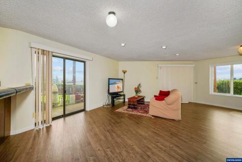 3457 Champlain Court NW Salem OR 97304