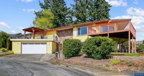 3457 Champlain Court NW Salem OR 97304