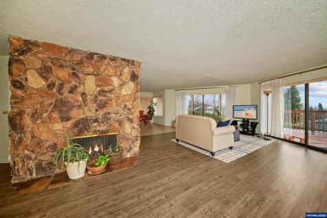 3457 Champlain Court NW Salem OR 97304
