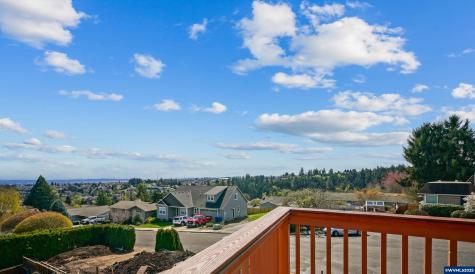 3457 Champlain Court NW Salem OR 97304