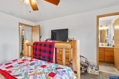 7530 6th Street SE Turner OR 97392
