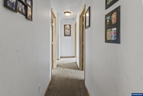 7530 6th Street SE Turner OR 97392
