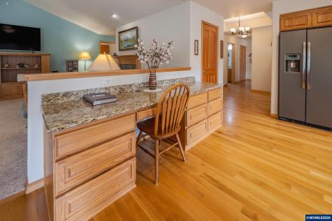 1115 Skookum Drive Silverton OR 97381