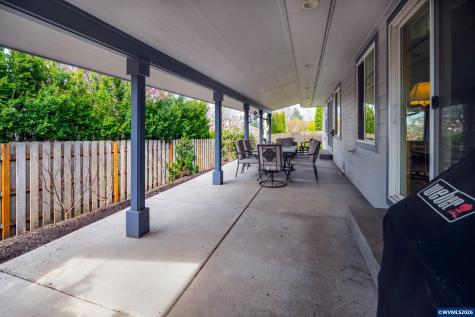 1115 Skookum Drive Silverton OR 97381