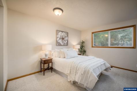 1520 Laurel Heights Drive NW Albany OR 97321