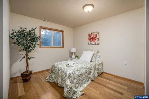 1520 Laurel Heights Drive NW Albany OR 97321