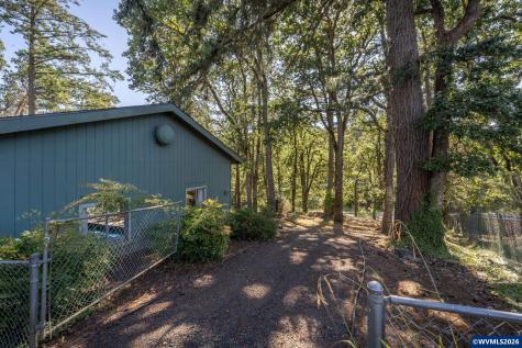 1520 Laurel Heights Drive NW Albany OR 97321