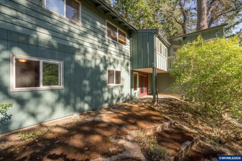 1520 Laurel Heights Drive NW Albany OR 97321