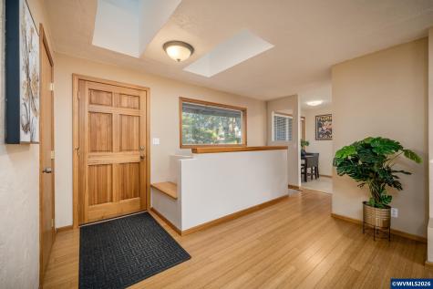 1520 Laurel Heights Drive NW Albany OR 97321