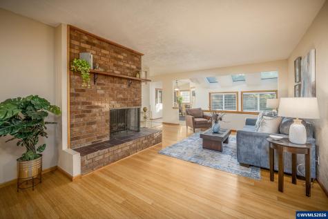 1520 Laurel Heights Drive NW Albany OR 97321