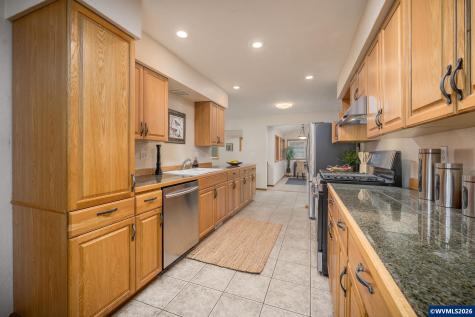 1520 Laurel Heights Drive NW Albany OR 97321