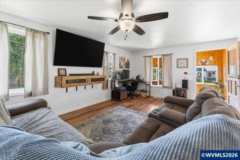 321 W Virginia Street Stayton OR 97383