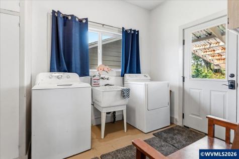 321 W Virginia Street Stayton OR 97383