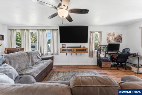 321 W Virginia Street Stayton OR 97383