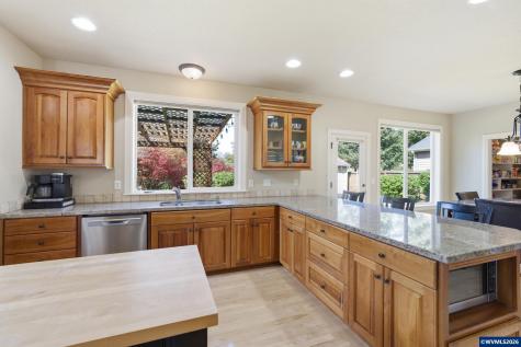 1625 Gemma Street NW Salem OR 97304