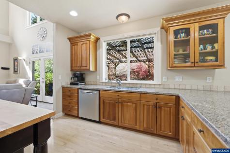 1625 Gemma Street NW Salem OR 97304