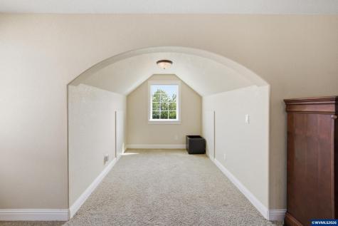 1625 Gemma Street NW Salem OR 97304