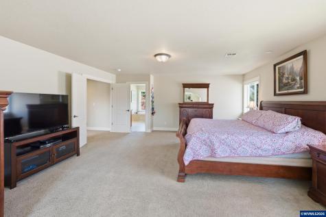 1625 Gemma Street NW Salem OR 97304