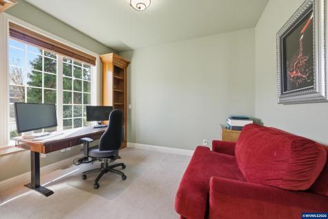 1625 Gemma Street NW Salem OR 97304