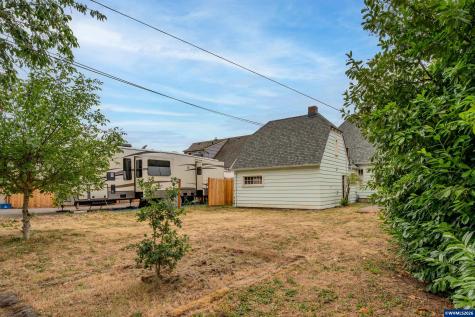399 S Main Street Lebanon OR 97355