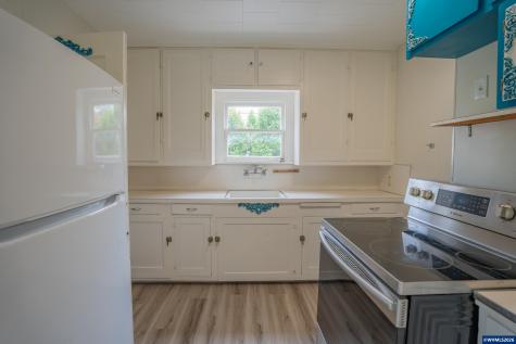 399 S Main Street Lebanon OR 97355