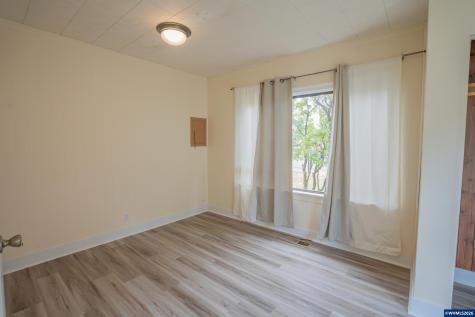 399 S Main Street Lebanon OR 97355