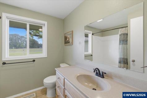 39129 Groshong Road NE Albany OR 97321