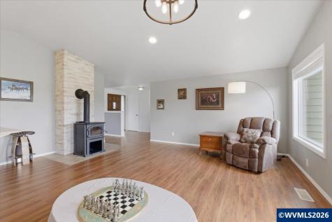 39129 Groshong Road NE Albany OR 97321