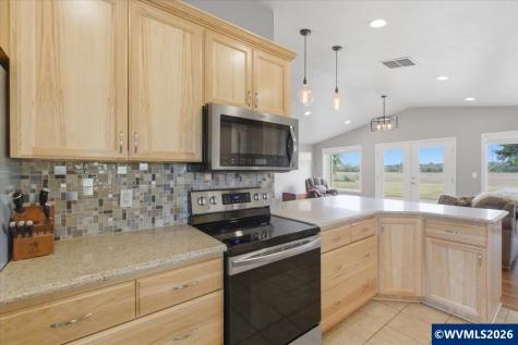 39129 Groshong Road NE Albany OR 97321