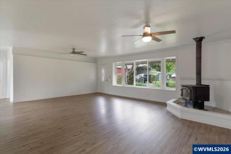 38159 Weirich Drive Lebanon OR 97355