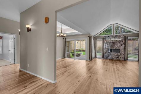 1918 Spicetree Lane SE Salem OR 97306