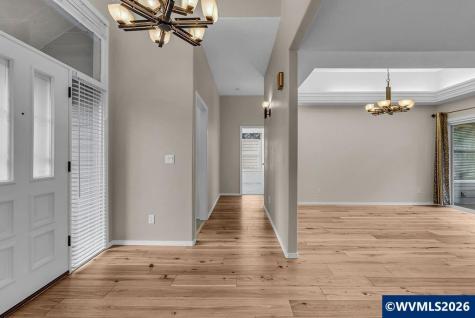 1918 Spicetree Lane SE Salem OR 97306