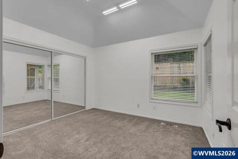 1918 Spicetree Lane SE Salem OR 97306