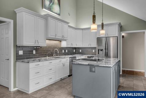1918 Spicetree Lane SE Salem OR 97306