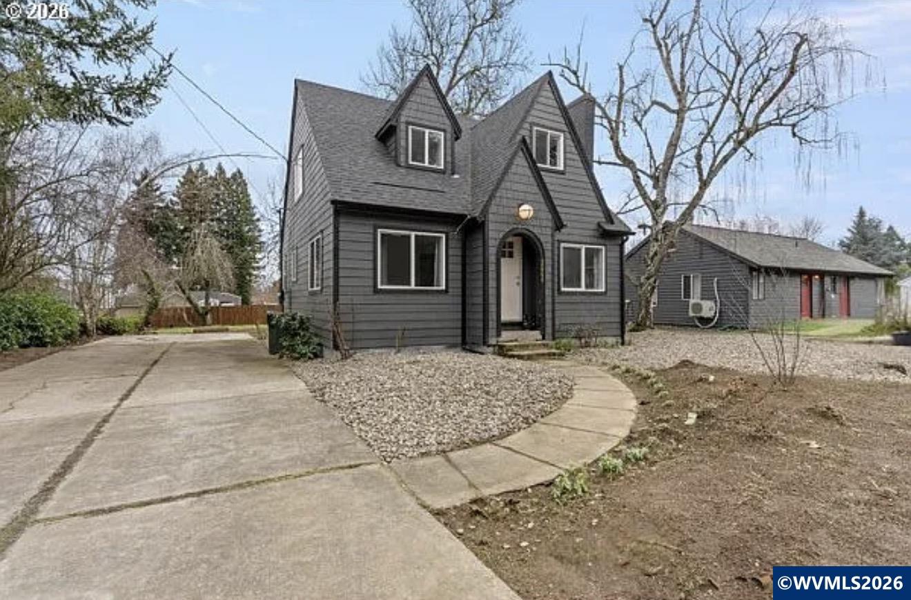 2664 12th Street SE Salem OR 97302