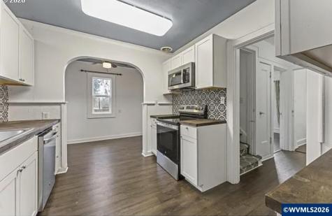 2664 12th Street SE Salem OR 97302