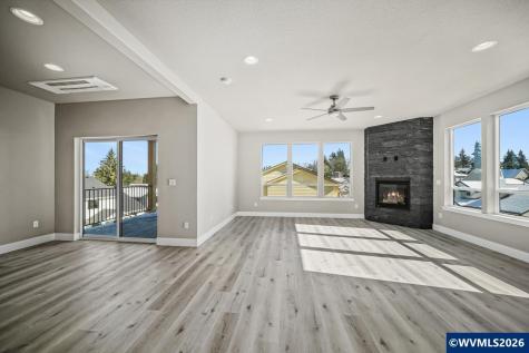 3282 Felton Street S Salem OR 97302