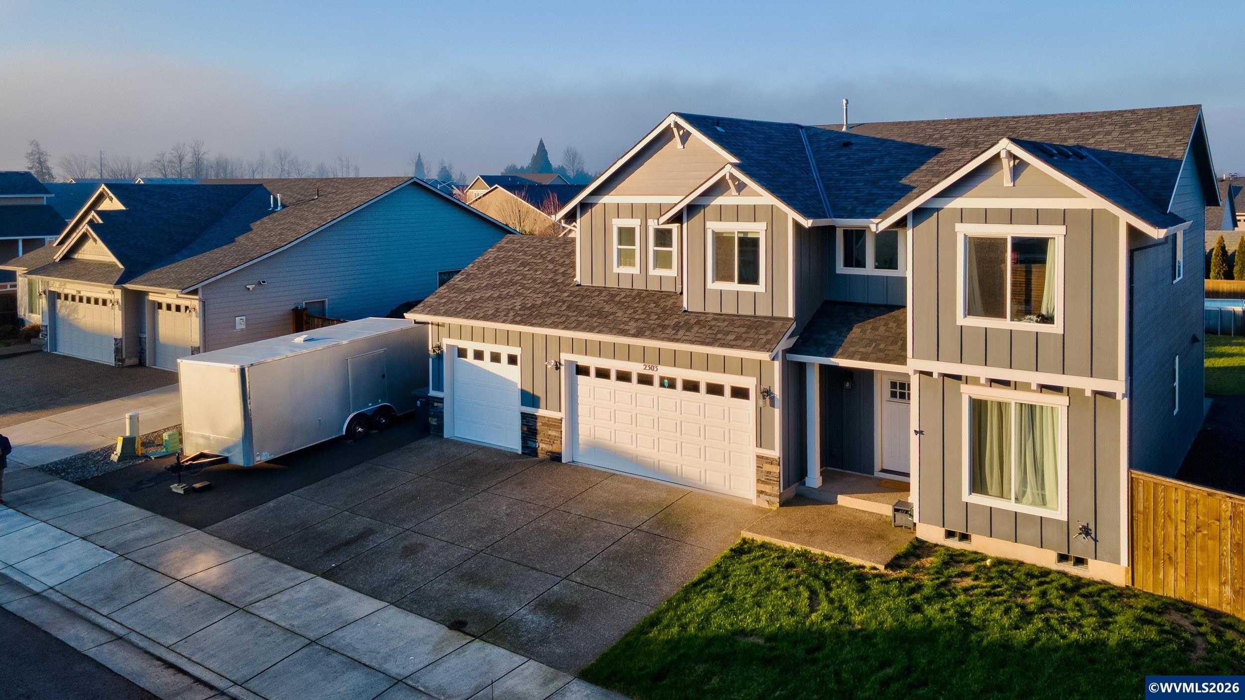 2303 NE Deciduous Avenue Albany OR 97321-1965
