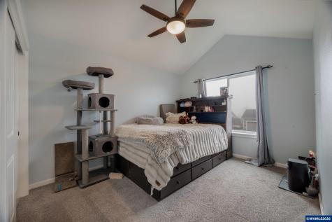 2303 NE Deciduous Avenue Albany OR 97321-1965
