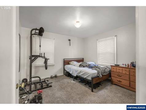 4370 Eagle Crest Road NW Salem OR 97304