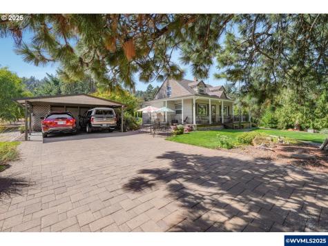 4370 Eagle Crest Road NW Salem OR 97304
