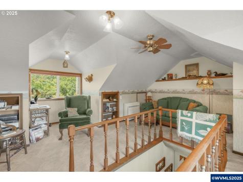4370 Eagle Crest Road NW Salem OR 97304